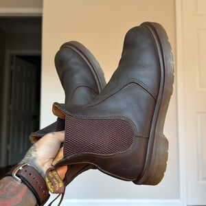 Dr Martens Chelsea boots 2976